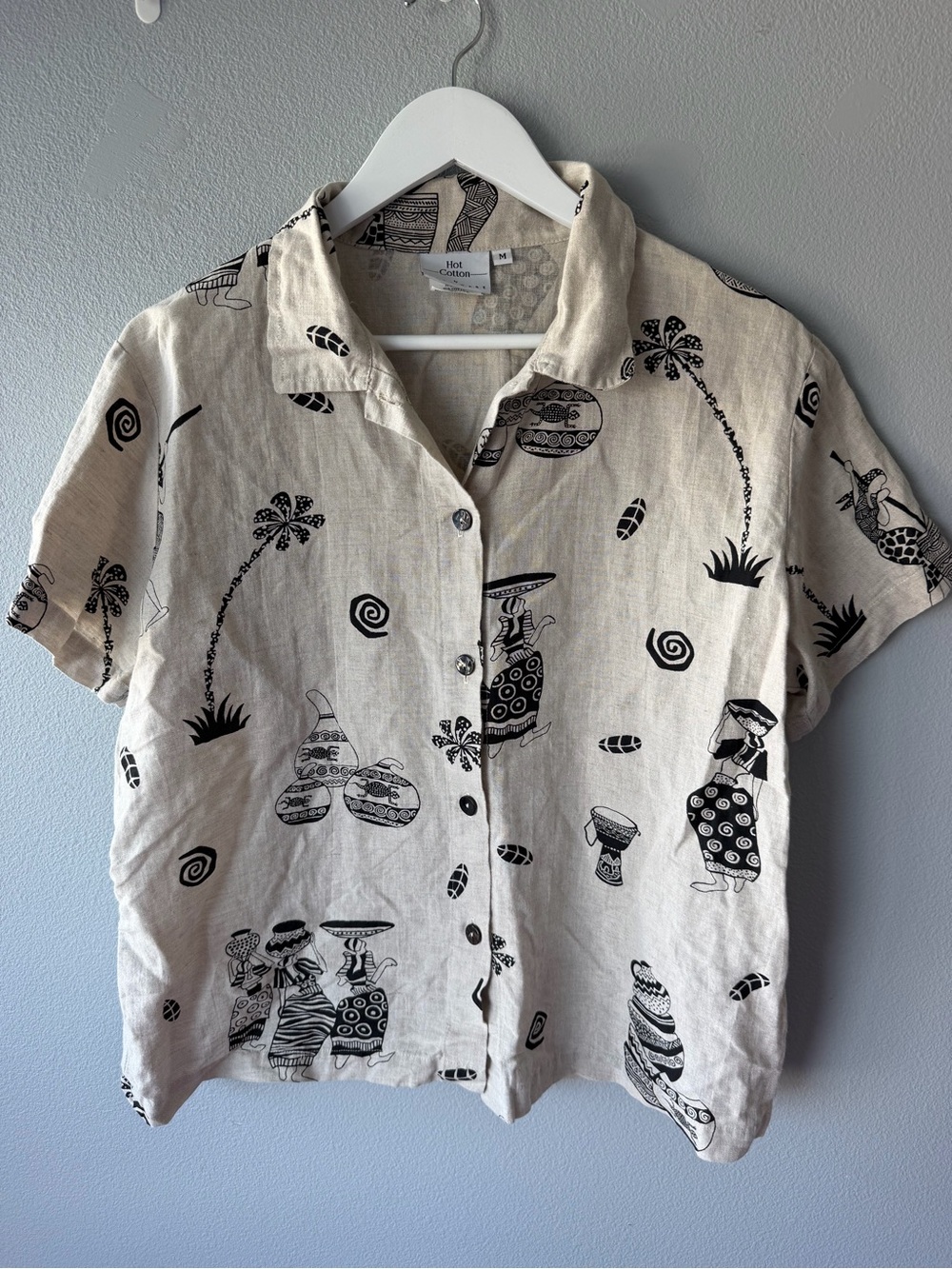 Hot Cotton Marc Ware tan black African print short sleeve button down top sz M